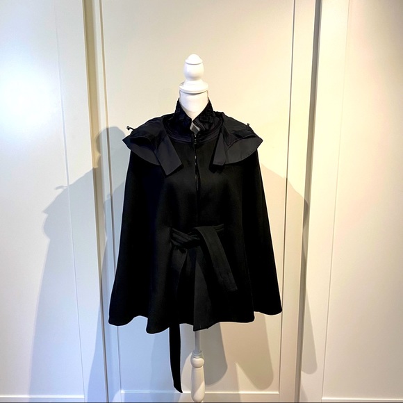 Elie Tahari Jackets & Blazers - Tahari wool hooded  Poncho